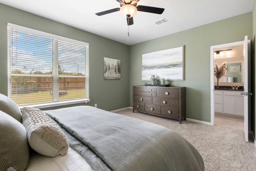 Furnished interior in a model home at Hilltop Heights in Waco (Image 19).
