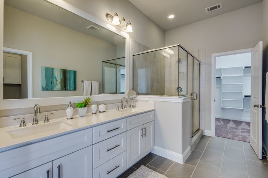 Image 15 of the Windhaven Crossing community in Lewisville, TX.