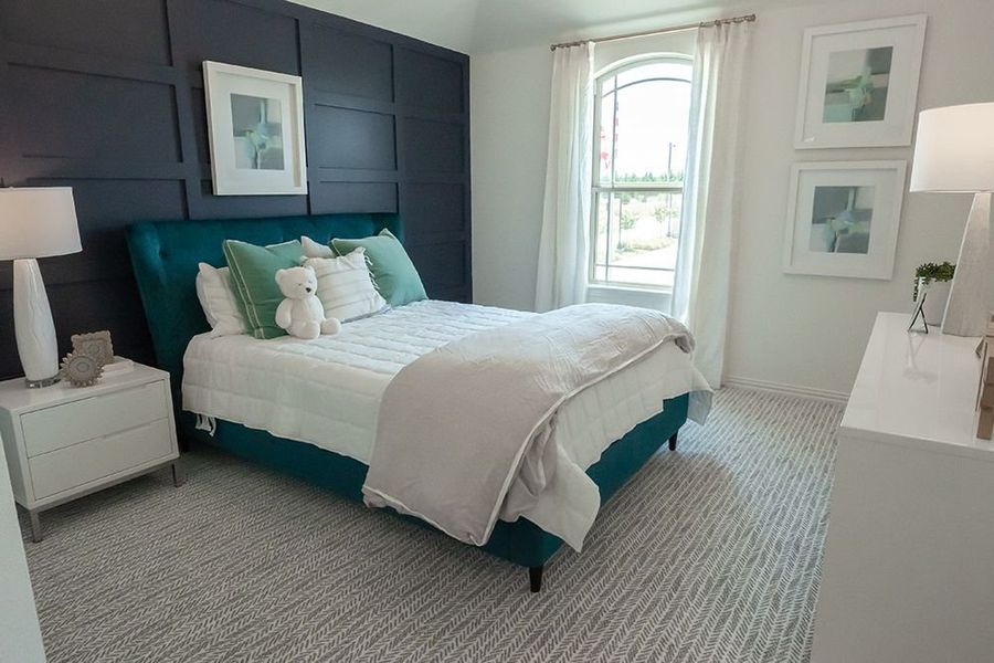 Furnished interior in a model home at Dove Chase in Mansfield (Image 28).