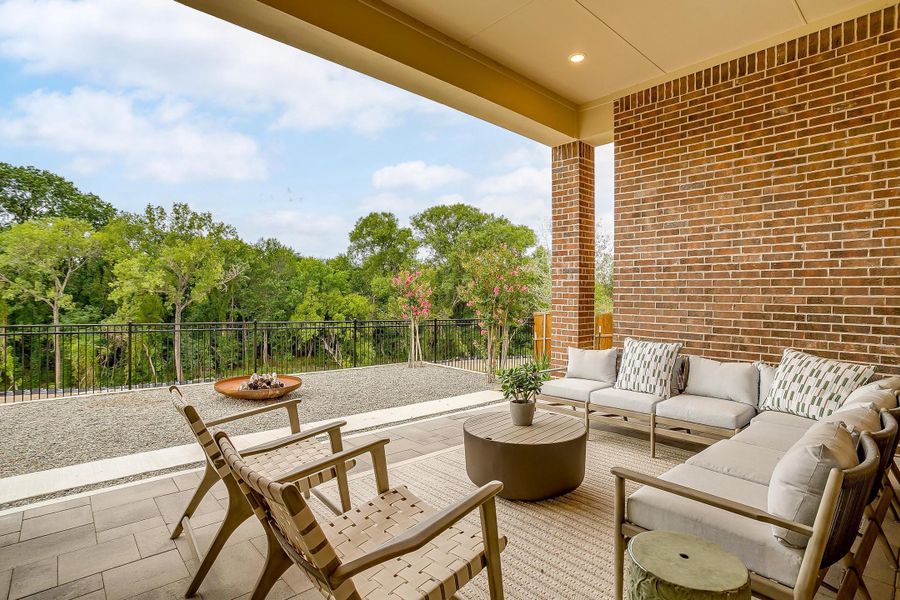 Exterior details of a home in Aster Park, McKinney (Image 20).