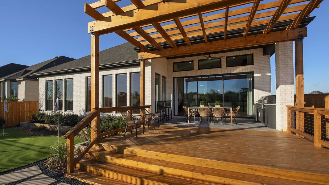 Exterior details of a home in Flat Creek 60', Castroville (Image 4).