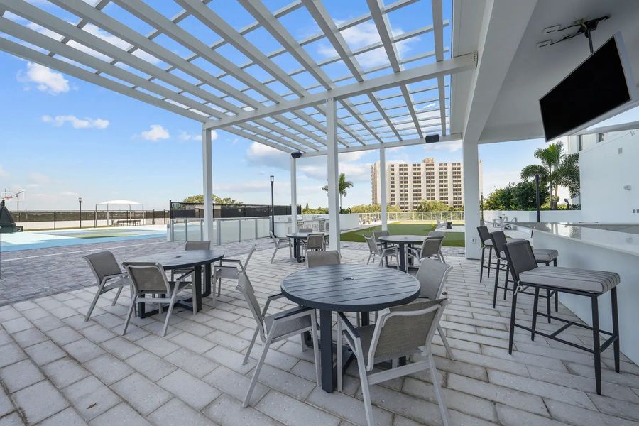 Community amenity available to residents of Altura Bayshore in Tampa (Image 9).