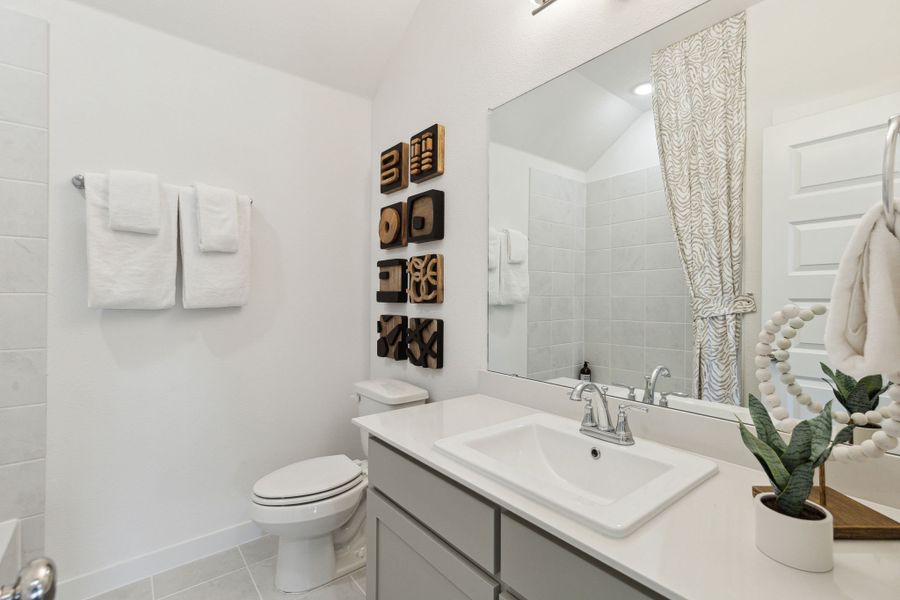 Bathroom in a LakePointe new home in Lavon TX by Trophy Signature Homes