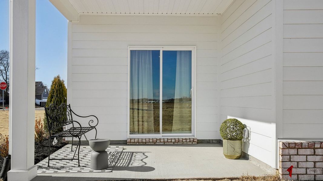 Exterior details of a home in CDJ Farms, Portland (Image 13).