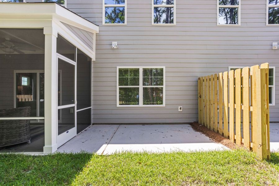 Exterior details of a home in Rourk Woods, Shallotte (Image 6).