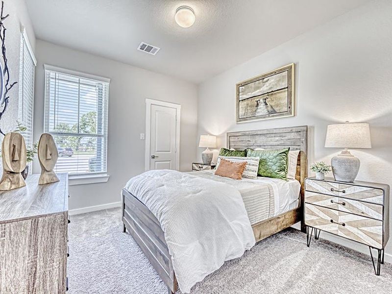 Furnished interior in a model home at Fulshear Lakes in Fulshear (Image 15). Furnished interior in a model home at Fulshear Lakes in Fulshear (Image 15).