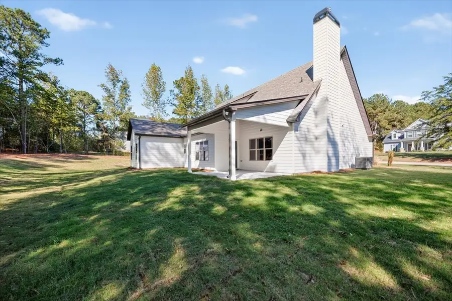 Exterior details of a home in Fair Oaks, Thomaston (Image 3).