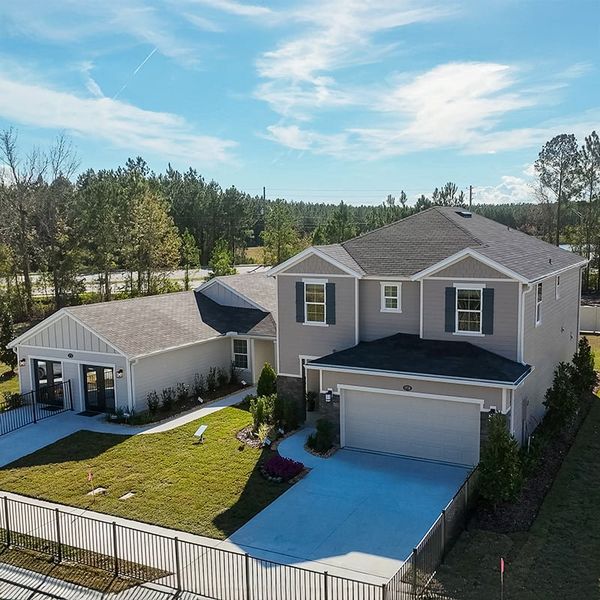 Front exterior of a home in the Seaton Hollow community, located in Jacksonville, FL (Image 2). Front exterior of a home in the Seaton Hollow community, located in Jacksonville, FL (Image 2).