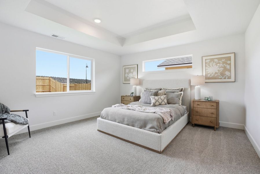 Furnished interior in a model home at IronHorse in Prineville (Image 10).