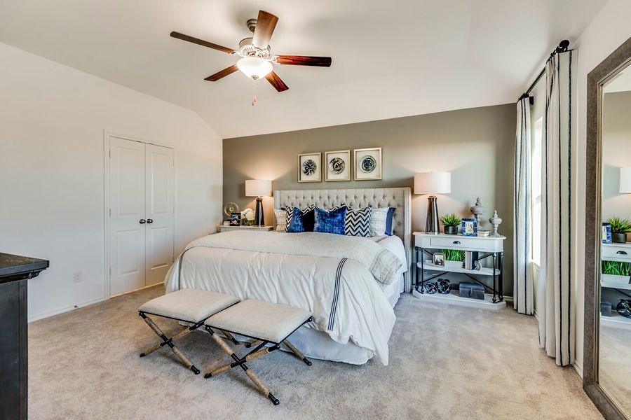 Image 10 of the Winward: Wildflower Collection community in Katy, TX.