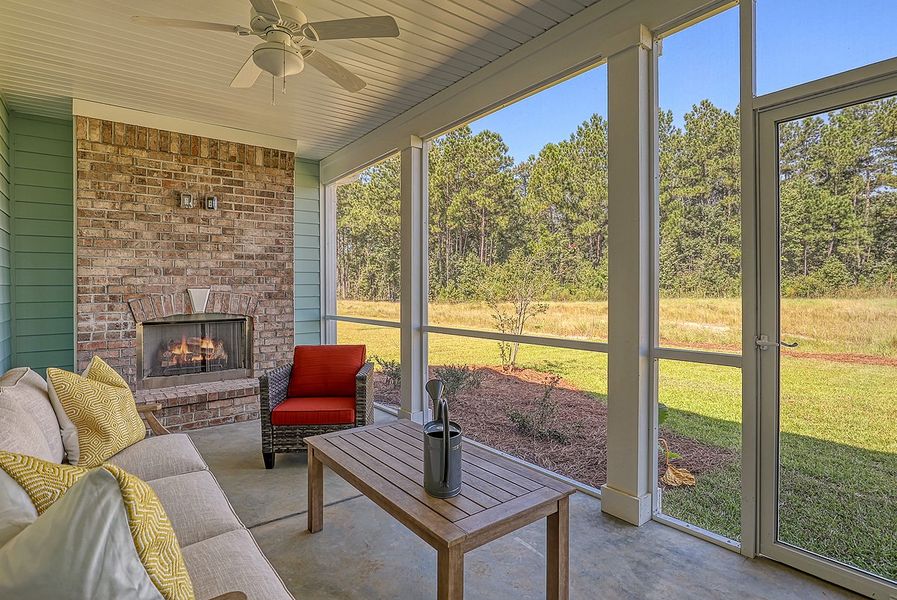 Screened-In Porch | Edgewood Plan