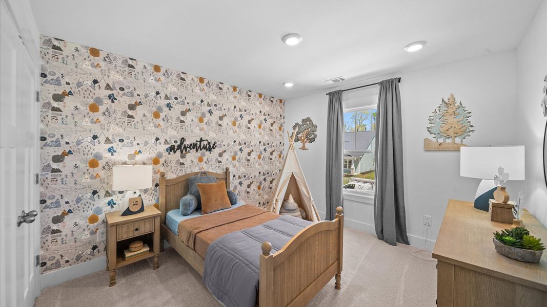 First-class bedroom with generous proportions, a walk-in closet, and beautiful natural light through large windows First-class bedroom with generous proportions, a walk-in closet, and beautiful natural light through large windows