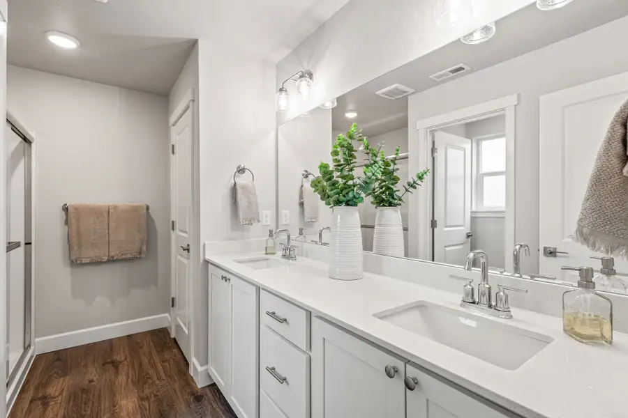 Furnished interior in a model home at Rosengarth Estates in Bend (Image 5).