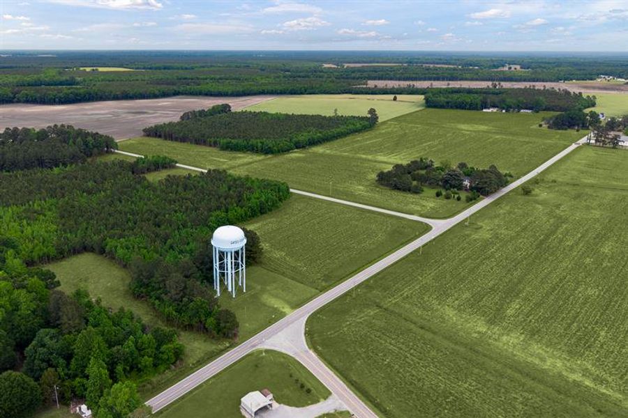 Quiet country living off NC‑37, with shopping & dining just 20 minutes away Quiet country living off NC‑37, with shopping & dining just 20 minutes away