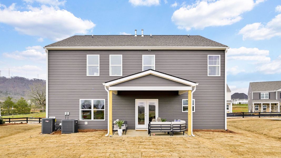 Exterior details of a home in Harbor Crest, Ooltewah (Image 6).