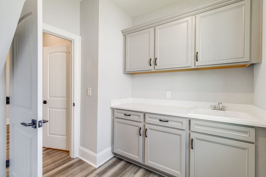 Campbell | Laundry Room