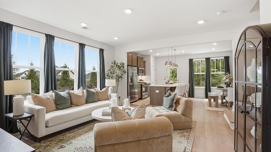 First-rate living space with tasteful hardwood floors and a functional open-concept design located in Fountain Inn, SC First-rate living space with tasteful hardwood floors and a functional open-concept design located in Fountain Inn, SC