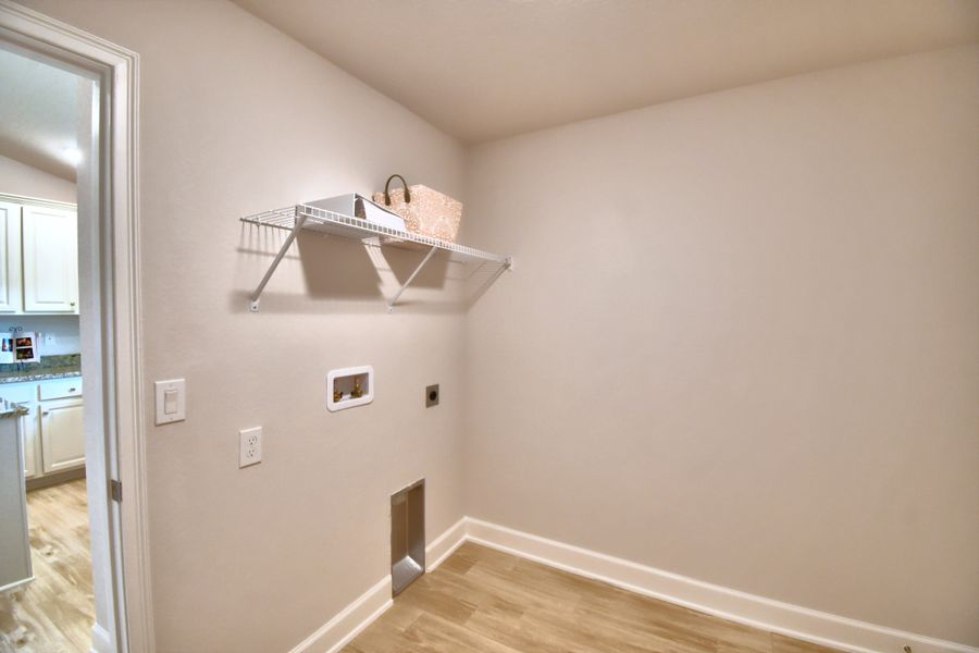 Image 24 of the Citrus Landing community in Davenport, FL.