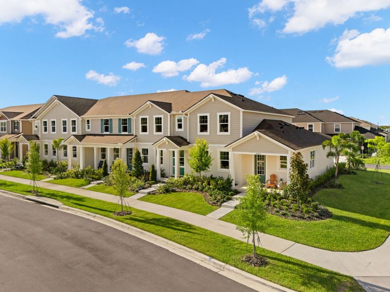 Front exterior of a home in the Meridian Parks community, located in Orlando, FL (Image 29).