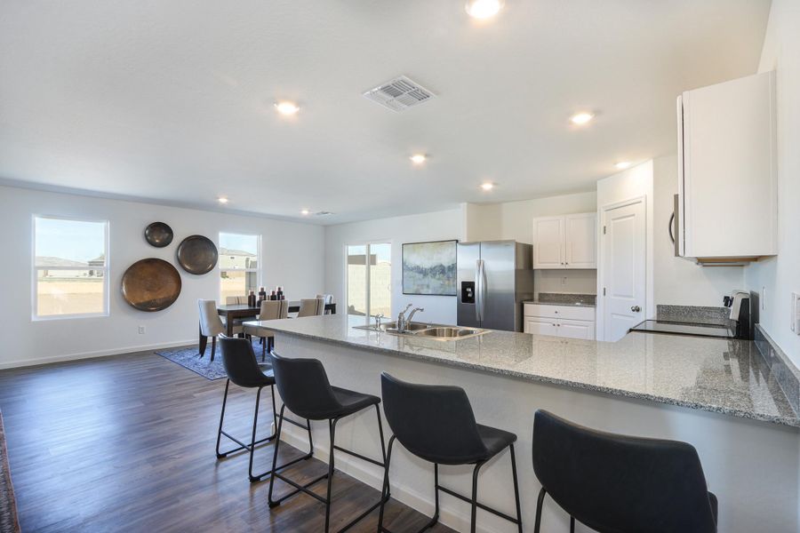 cross creek ranch model kitchen (3)