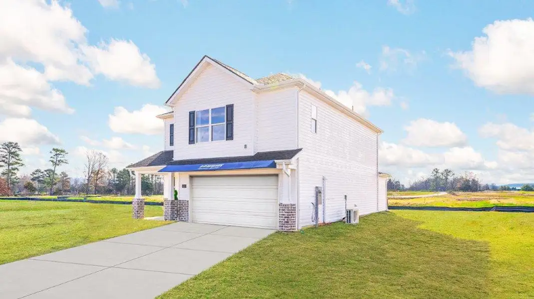 Front exterior of a home in the Evergreen Landing community, located in Rossville, GA (Image 2).