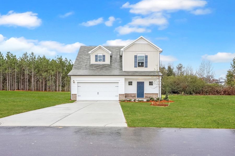 Front exterior of a home in the Stonebridge North community, located in Macon, GA (Image 8).