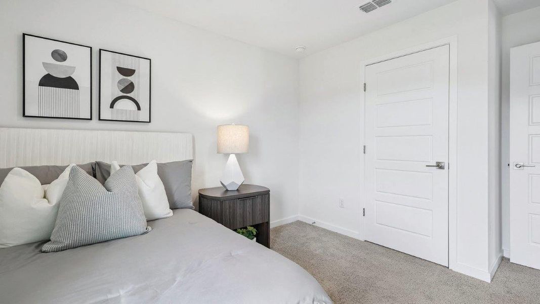 Furnished interior in a model home at Boulevard Oaks in Lady Lake (Image 26). Furnished interior in a model home at Boulevard Oaks in Lady Lake (Image 26).