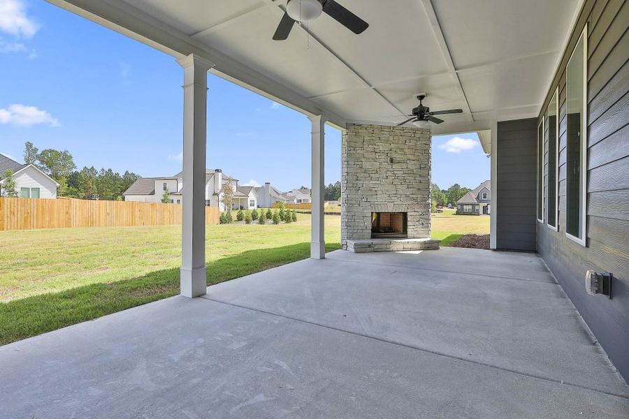 Exterior details of a home in Fieldstone, Senoia (Image 3).
