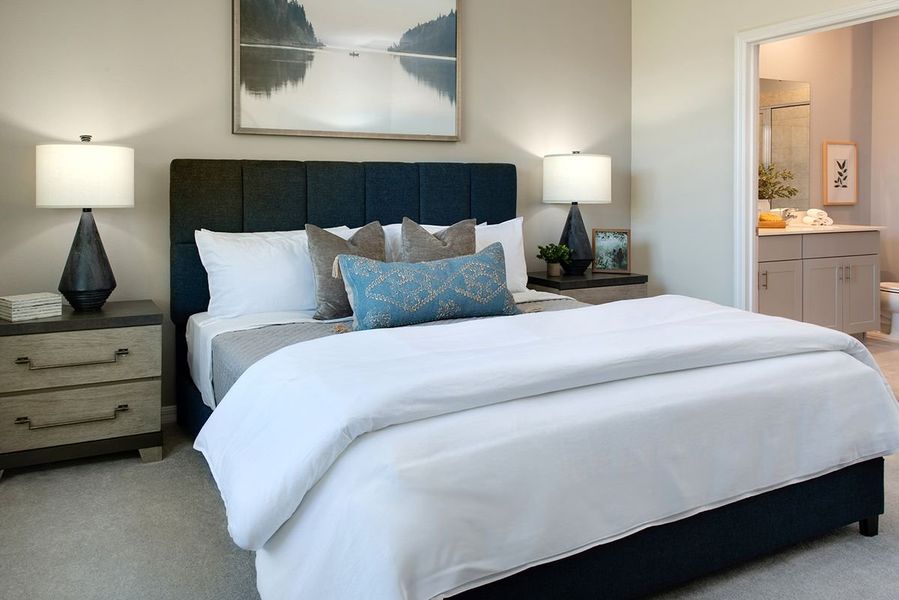 Furnished interior in a model home at Mirror Lake Village in Fruitland Park (Image 31).