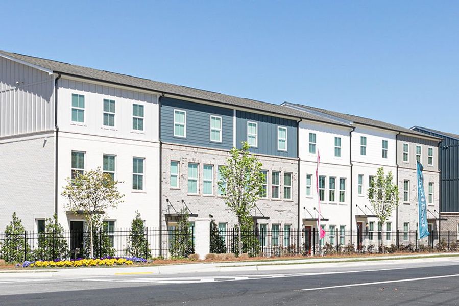 The Beacon at Old Peachtree Townhomes