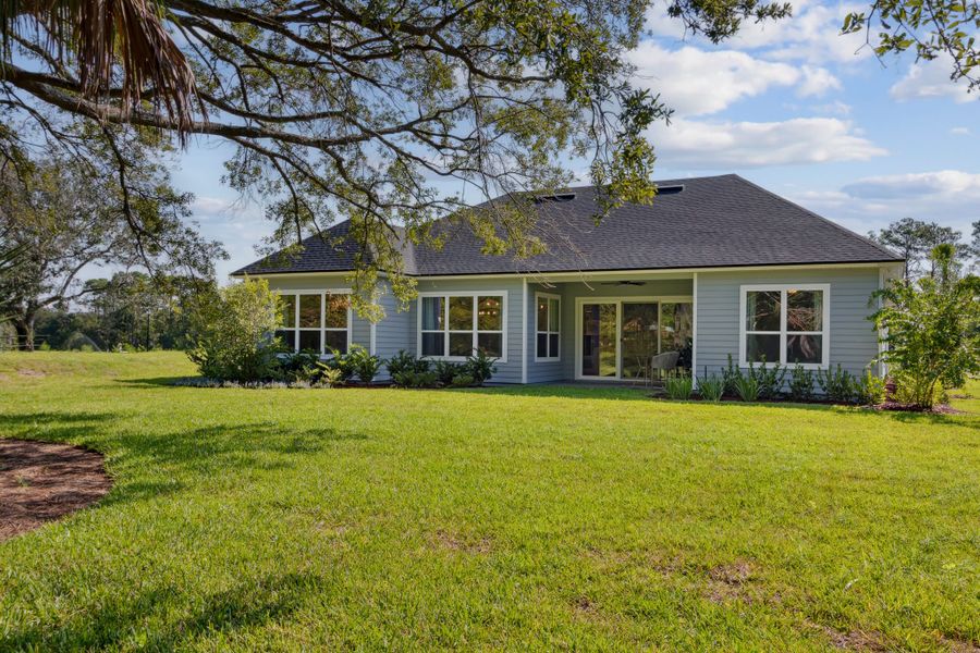 Exterior details of a home in Katie Cove, Jacksonville (Image 3).