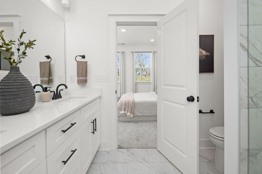 Tiger Hill Townhomes - Murfreesboro, TN - DSLD Homes - Primary Bathroom