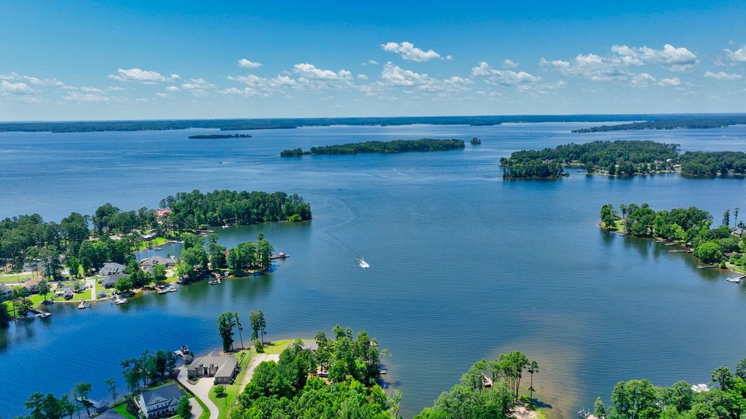 Image 22 of the Palmetto Shores community in Chapin, SC.