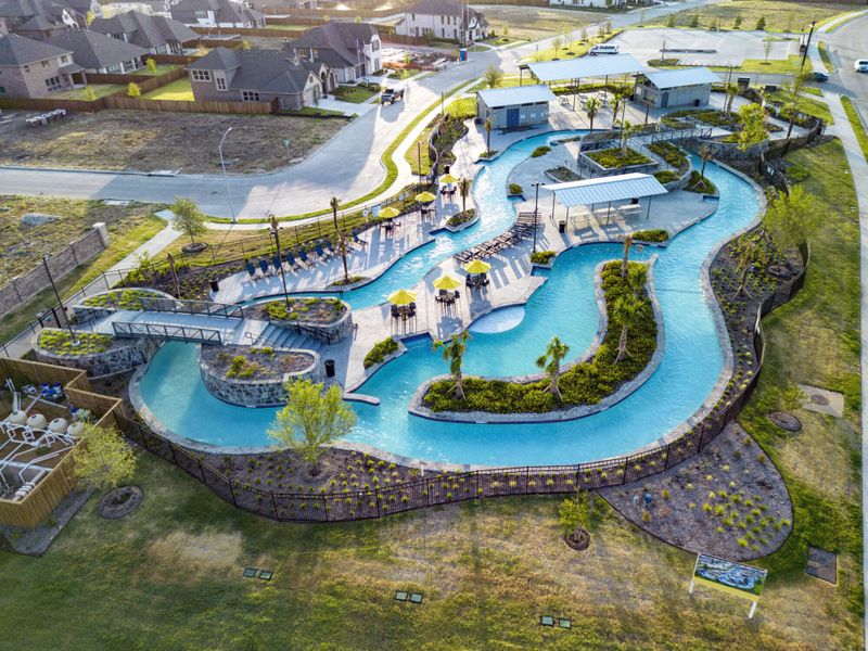 Resort-style lazy river