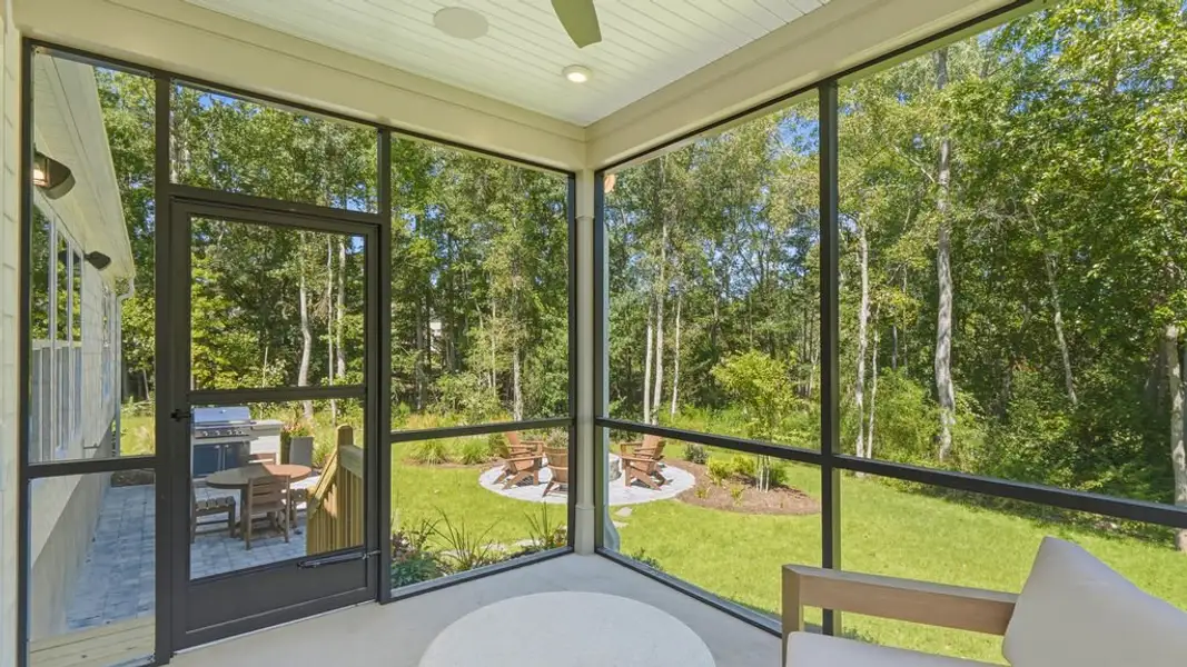 Outdoor Screened Patio