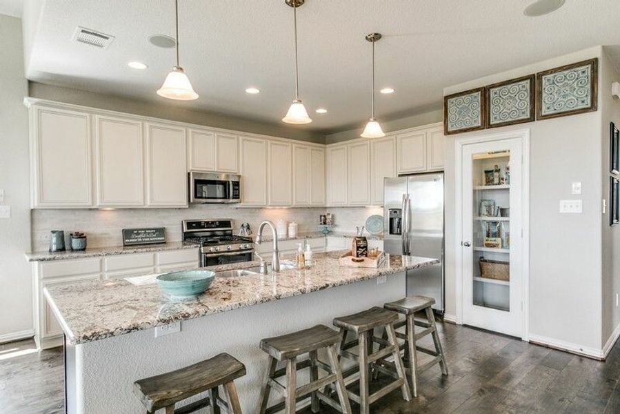 Image 3 of the Oak Creek community in Leander, TX.