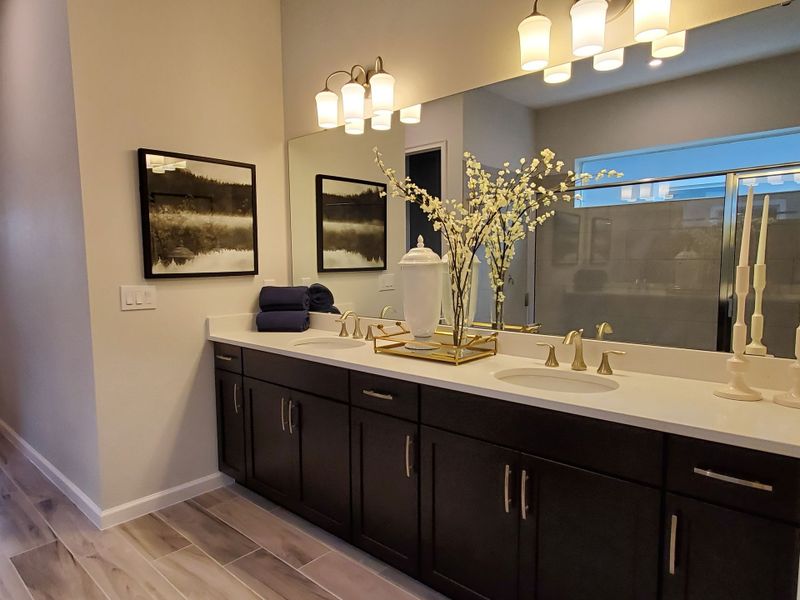 Image 15 of the Shorefront Cove community in Winter Garden, FL. Image 15 of the Shorefront Cove community in Winter Garden, FL.