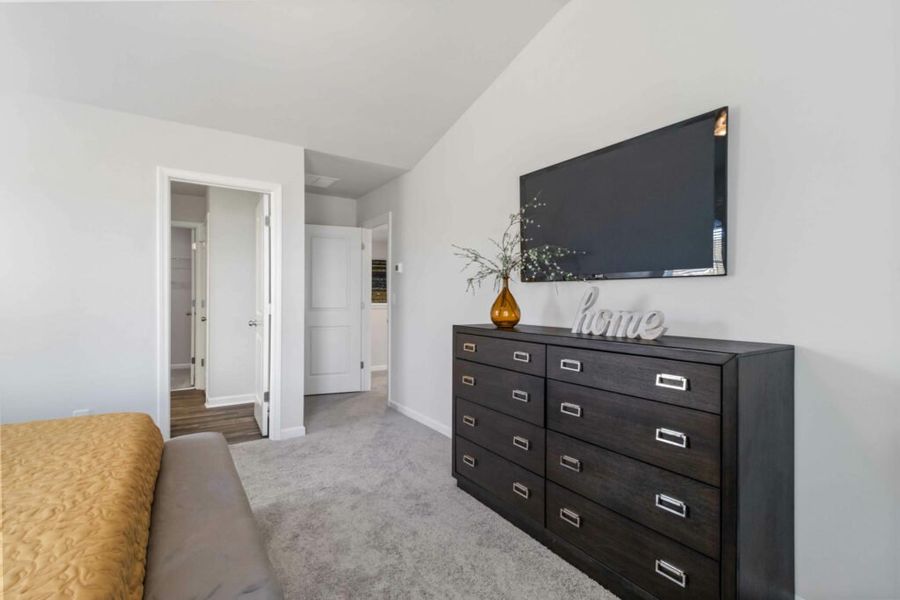 Furnished interior in a model home at Fairview Lake Townhomes in Conyers (Image 28). Furnished interior in a model home at Fairview Lake Townhomes in Conyers (Image 28).