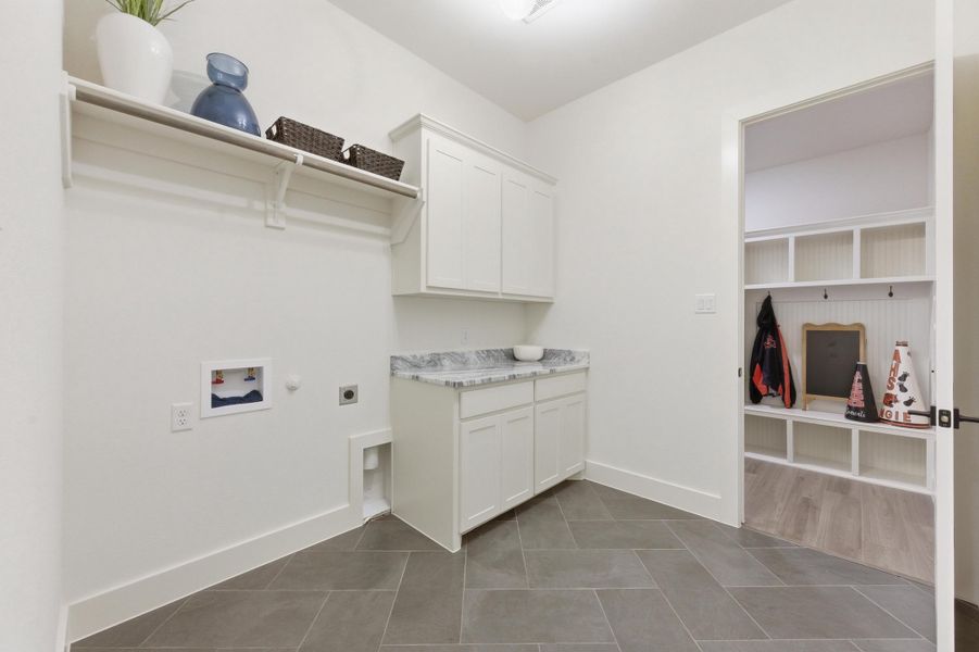 Furnished interior in a model home at Aledo Heights - Aledo ISD in Aledo (Image 52). Furnished interior in a model home at Aledo Heights - Aledo ISD in Aledo (Image 52).