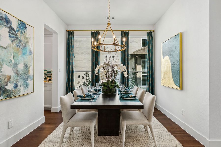 American Legend Homes' 60' model in Ten Mile Creek - Dining Area American Legend Homes' 60' model in Ten Mile Creek - Dining Area