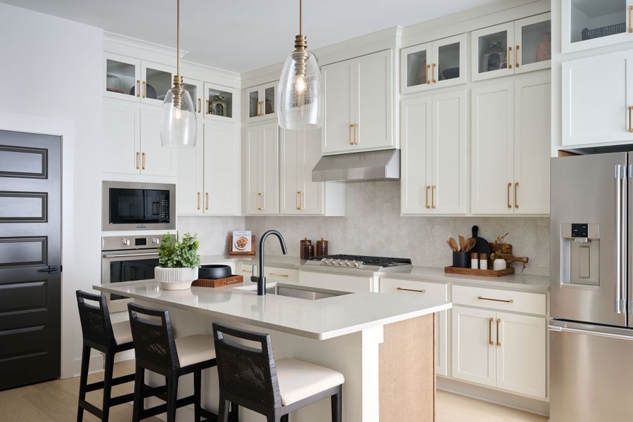Furnished interior in a model home at Heritage Green – The Signature Collection in Columbia (Image 6). Furnished interior in a model home at Heritage Green – The Signature Collection in Columbia (Image 6).