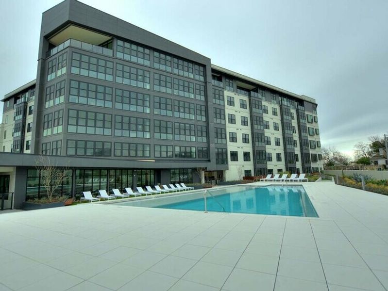 Image 6 of the Tyndall at Robertson Hill community in Austin, TX.