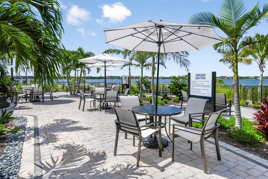 Community amenity available to residents of Esplanade Lake Club Condos in Fort Myers (Image 20).