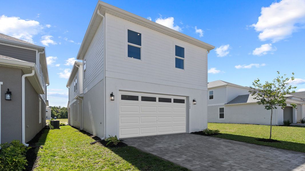 Exterior details of a home in Lakeside at Satilla, St. Cloud (Image 17). Exterior details of a home in Lakeside at Satilla, St. Cloud (Image 17).