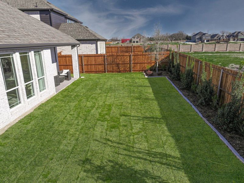 Exterior details of a home in Brookfield, Melissa (Image 10). Exterior details of a home in Brookfield, Melissa (Image 10).
