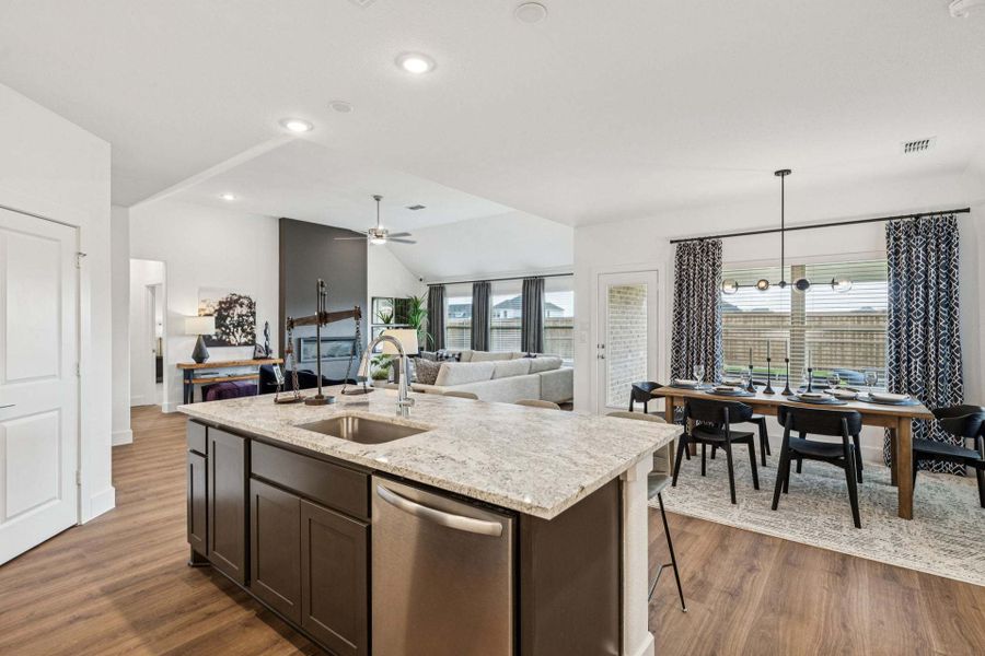 Dove Hollow III,75165