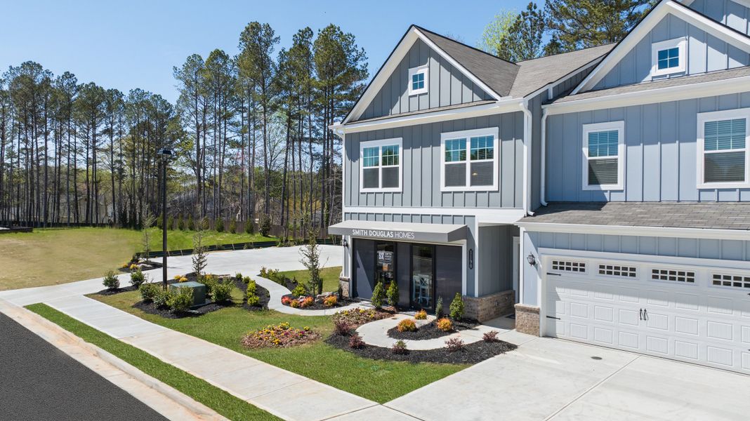 Front exterior of a home in the Crescent Towns community, located in Riverdale, GA (Image 1). Front exterior of a home in the Crescent Towns community, located in Riverdale, GA (Image 1).