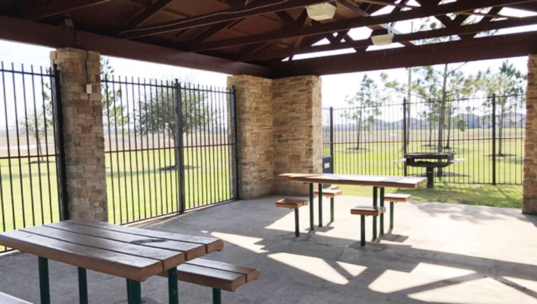 Image 32 of the Southern Colony community in Rosharon, TX.