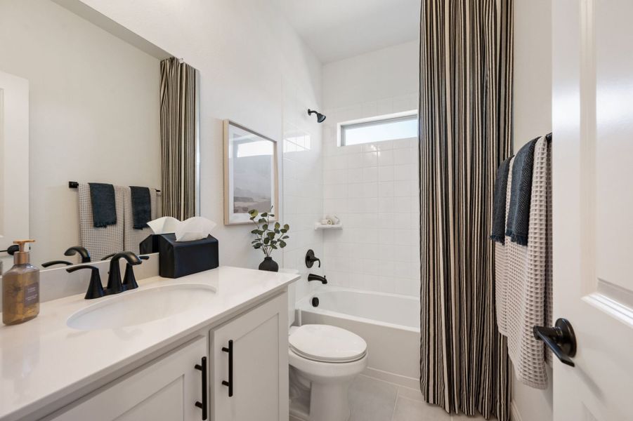 Furnished interior in a model home at Clearview Ranch in Royse City (Image 26).