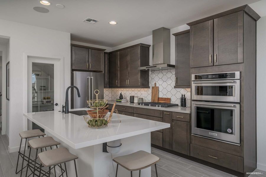 Kitchen | Uptown | Madison Square | New homes in Phoenix, Arizona | Landsea Homes